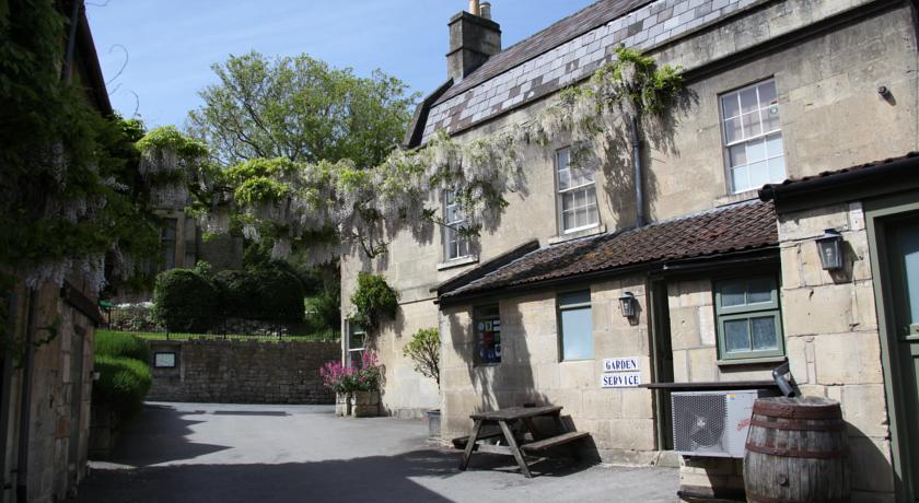 The Wheelwrights Arms Guest House