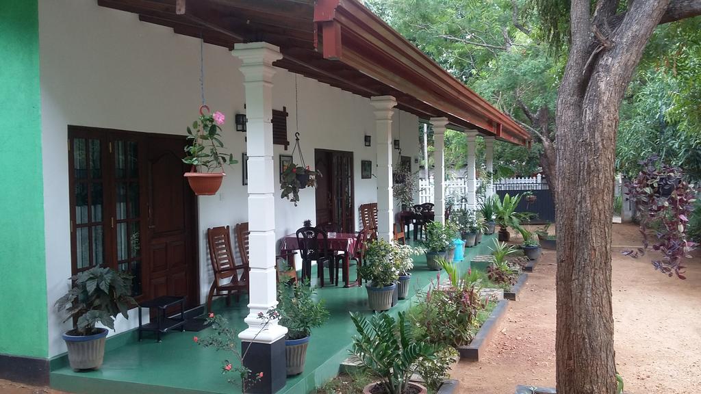 Vihangi Guesthouse